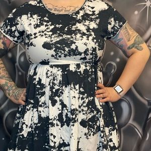 Black and white tie dye dress